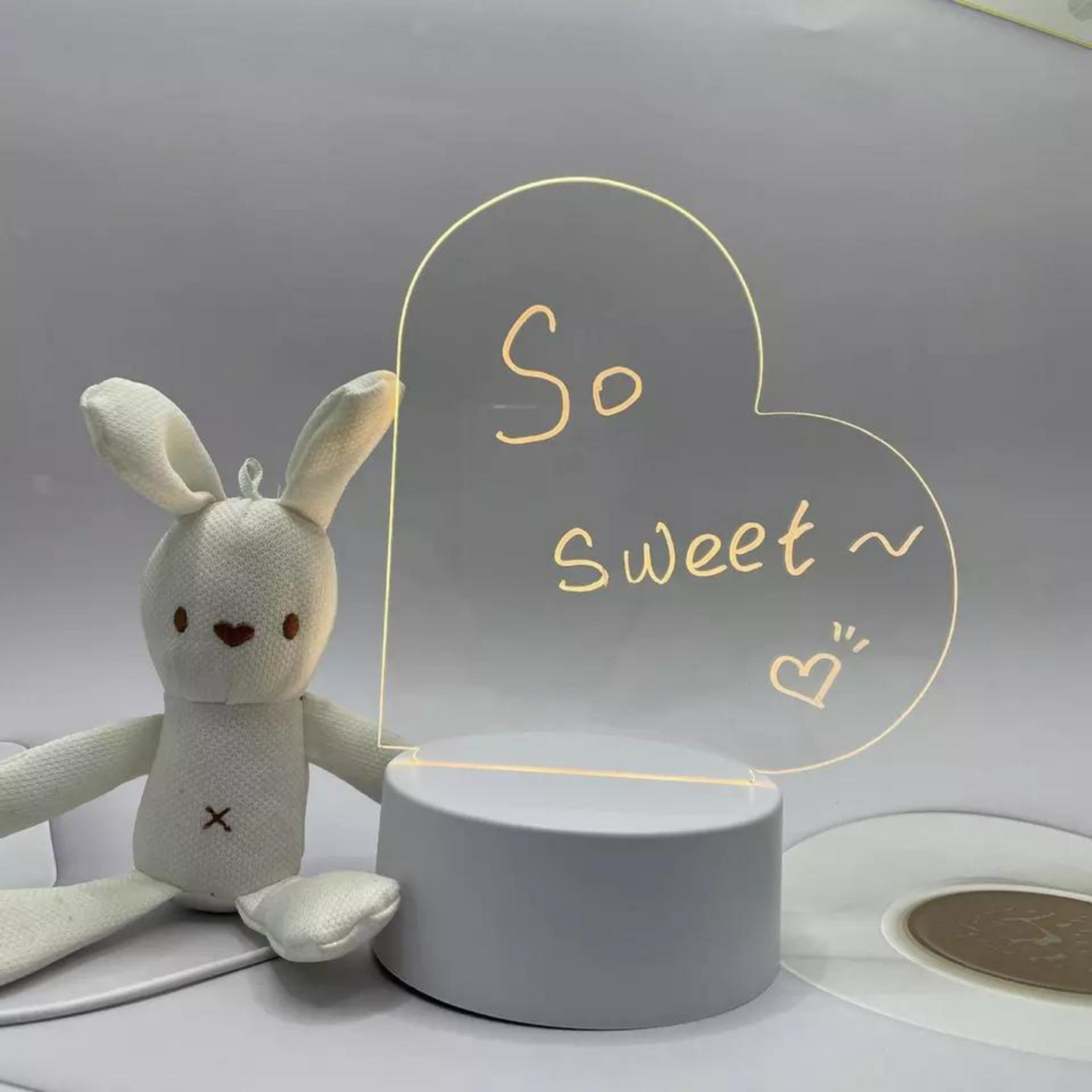 Acrylic Heart Shaped Writing Pad Table Lamp With Pen - White
