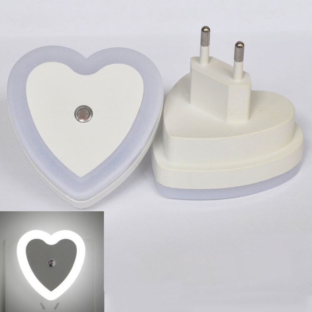 Plug-in LED Night Light With Auto Dusk-To-Dawn Sensor ( Heart Shape ,Cool White )