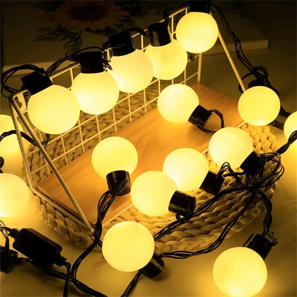 Plug-in Outdoor String Lights 17 Feet G50 Globe LED Light
