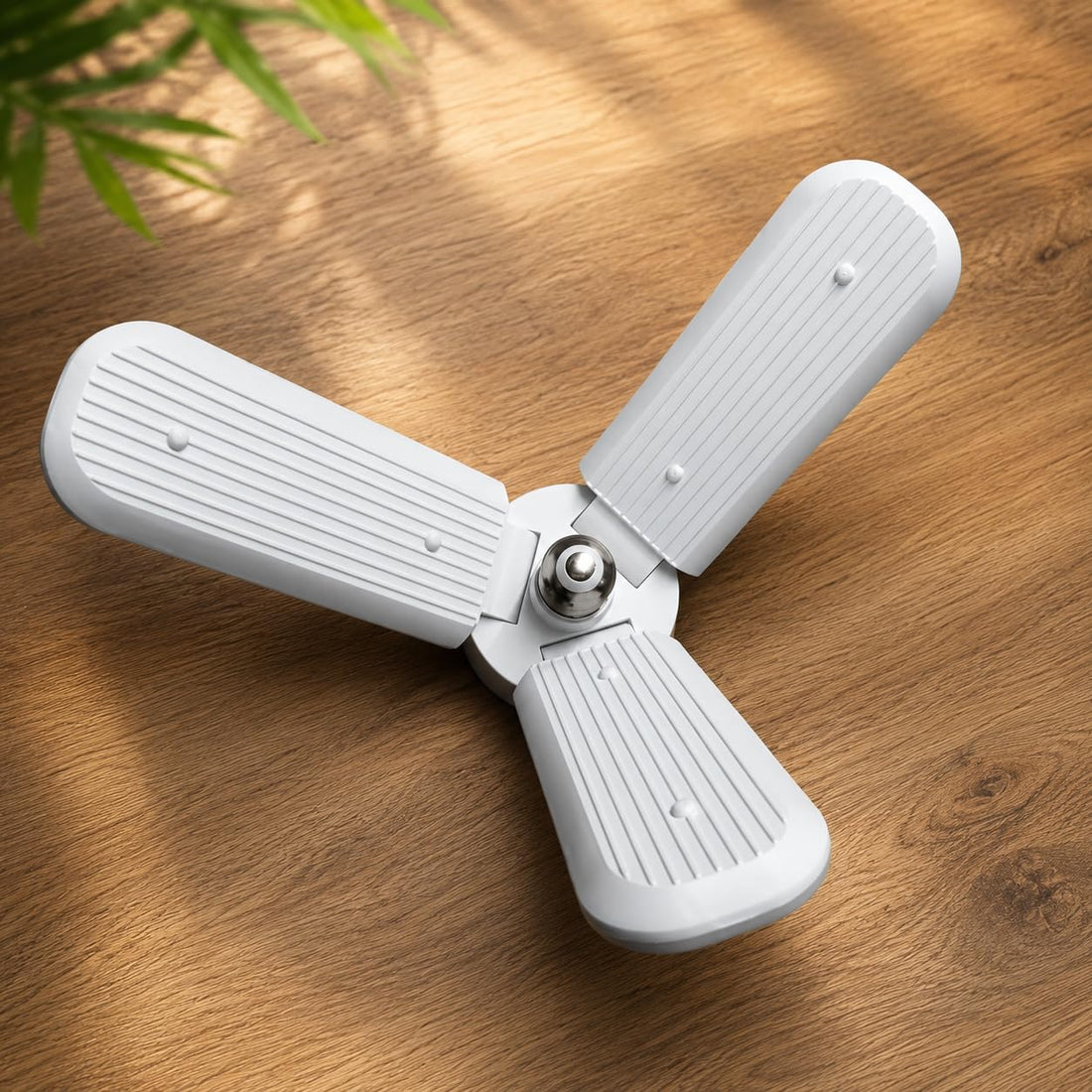 30W Adjustable Foldable LED light- White
