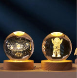 XERGY 3D Astronaut Crystal Ball Night Light, LED Solar System Crystal Ball Night Light with Wooden Base (Astronaut)