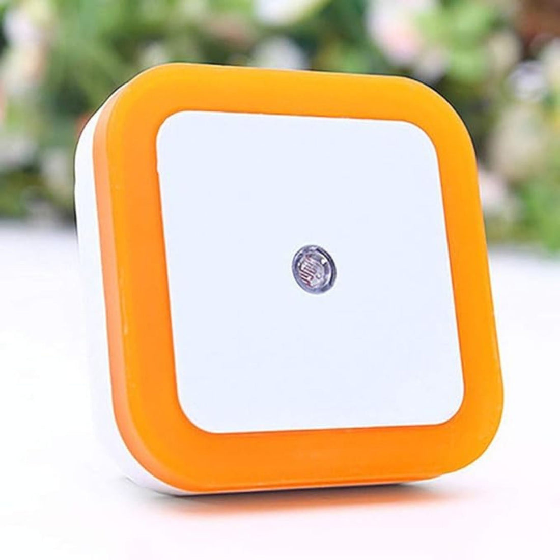 Plug-in LED Night Light With Auto Dusk-To-Dawn Sensor- 2pc ( Square, Warm White )