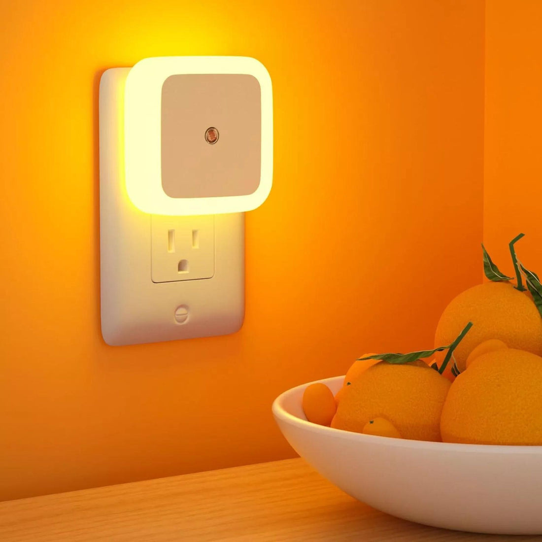 Plug-in LED Night Light With Auto Dusk-To-Dawn Sensor- 2pc ( Square, Warm White )