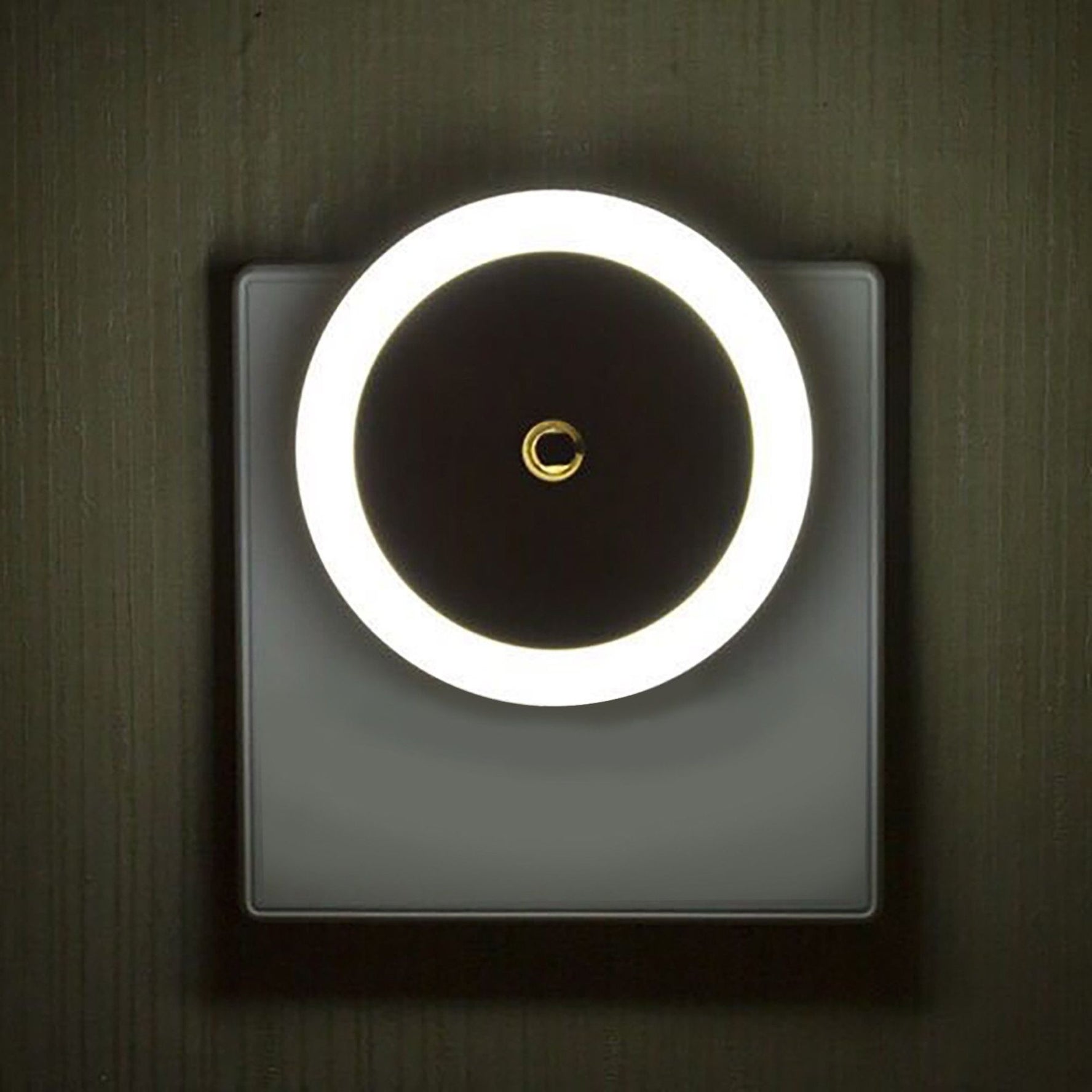 Plug-in LED Night Light With Auto Dusk-To-Dawn Sensor - 2pc ( Round , Cool White )