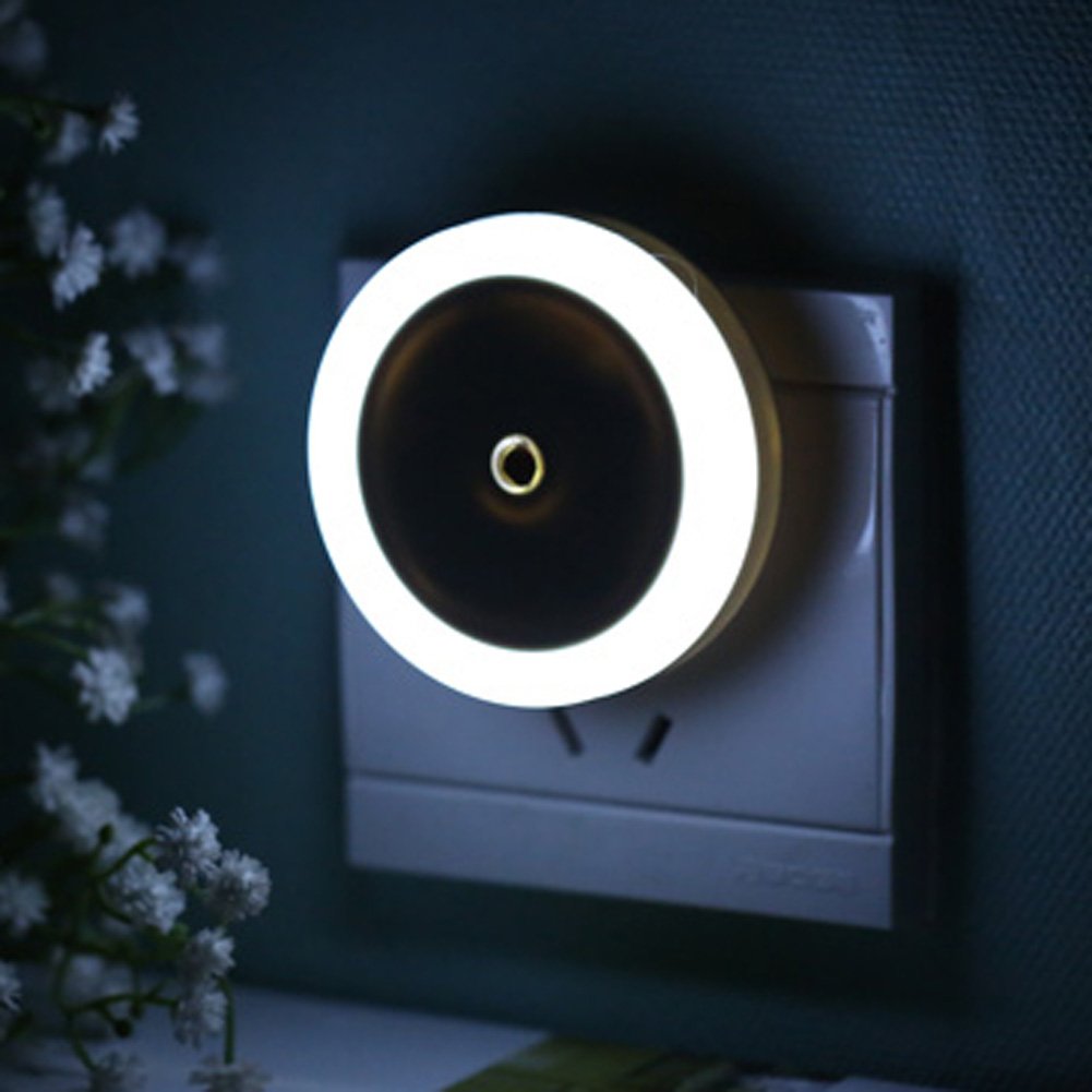 Xergy LED Night Light Circle Shape Color-Cool White , with Smart Sensor Dusk to Dawn Sensor, Daylight White for Bedroom, Bathroom, Kids Girls room (White)