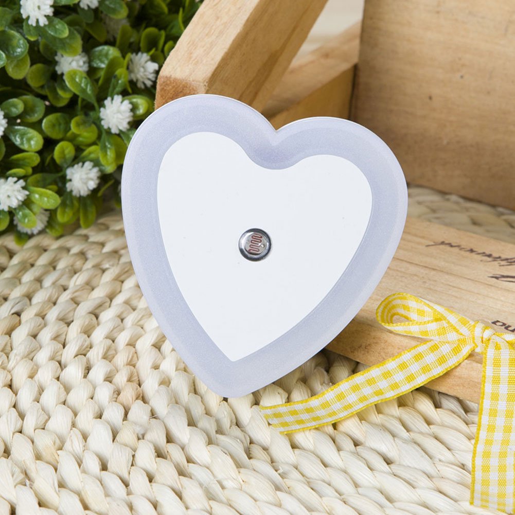 Xergy LED Night Light Heart Shape Color-Cool White , with Smart Sensor Dusk to Dawn Sensor, Daylight White for Bedroom, Bathroom, Kids Girls room (White)